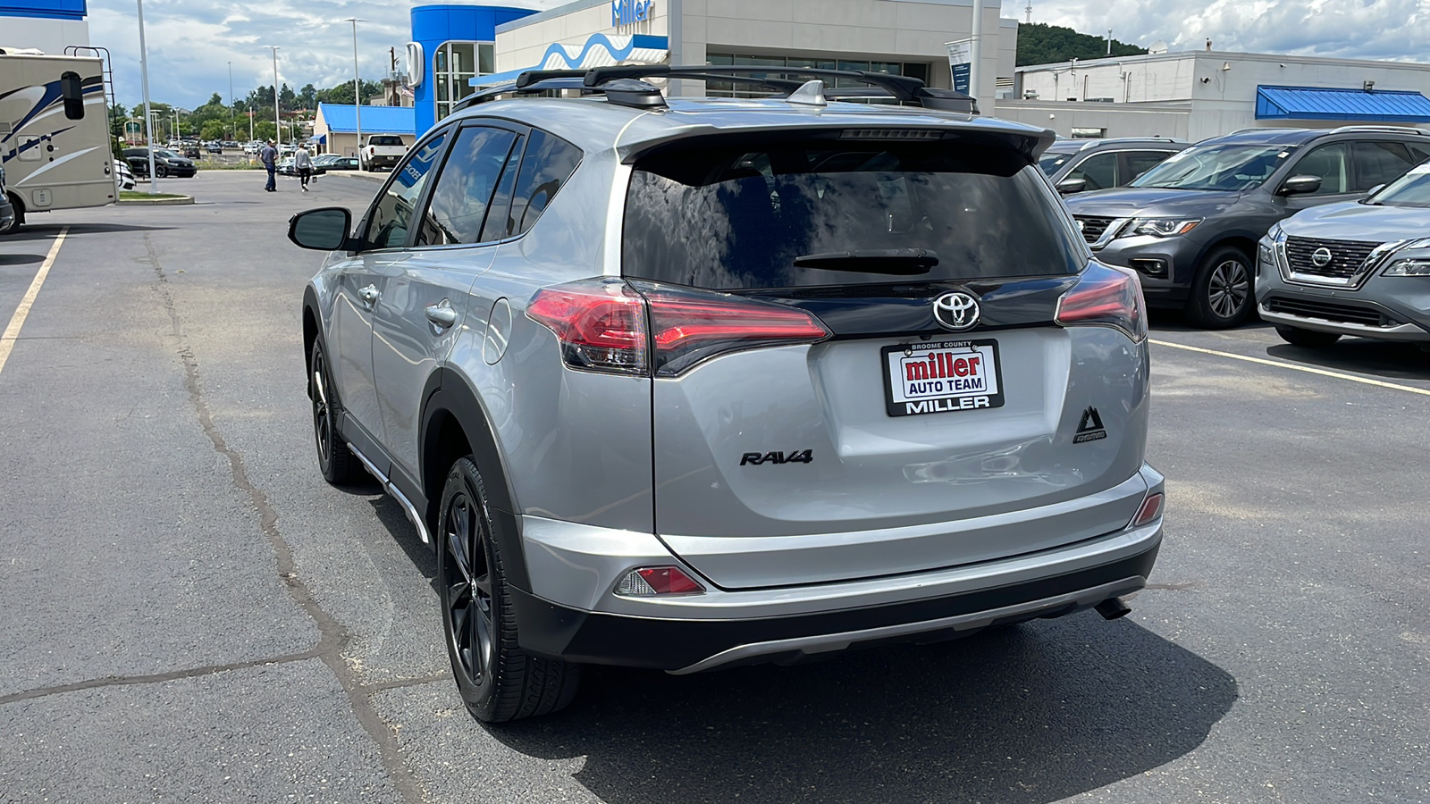 2018 Toyota RAV4  5