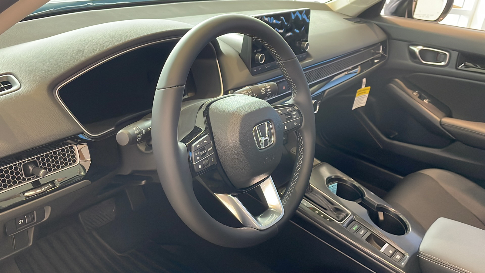 2024 Honda Civic Hatchback EX-L 5