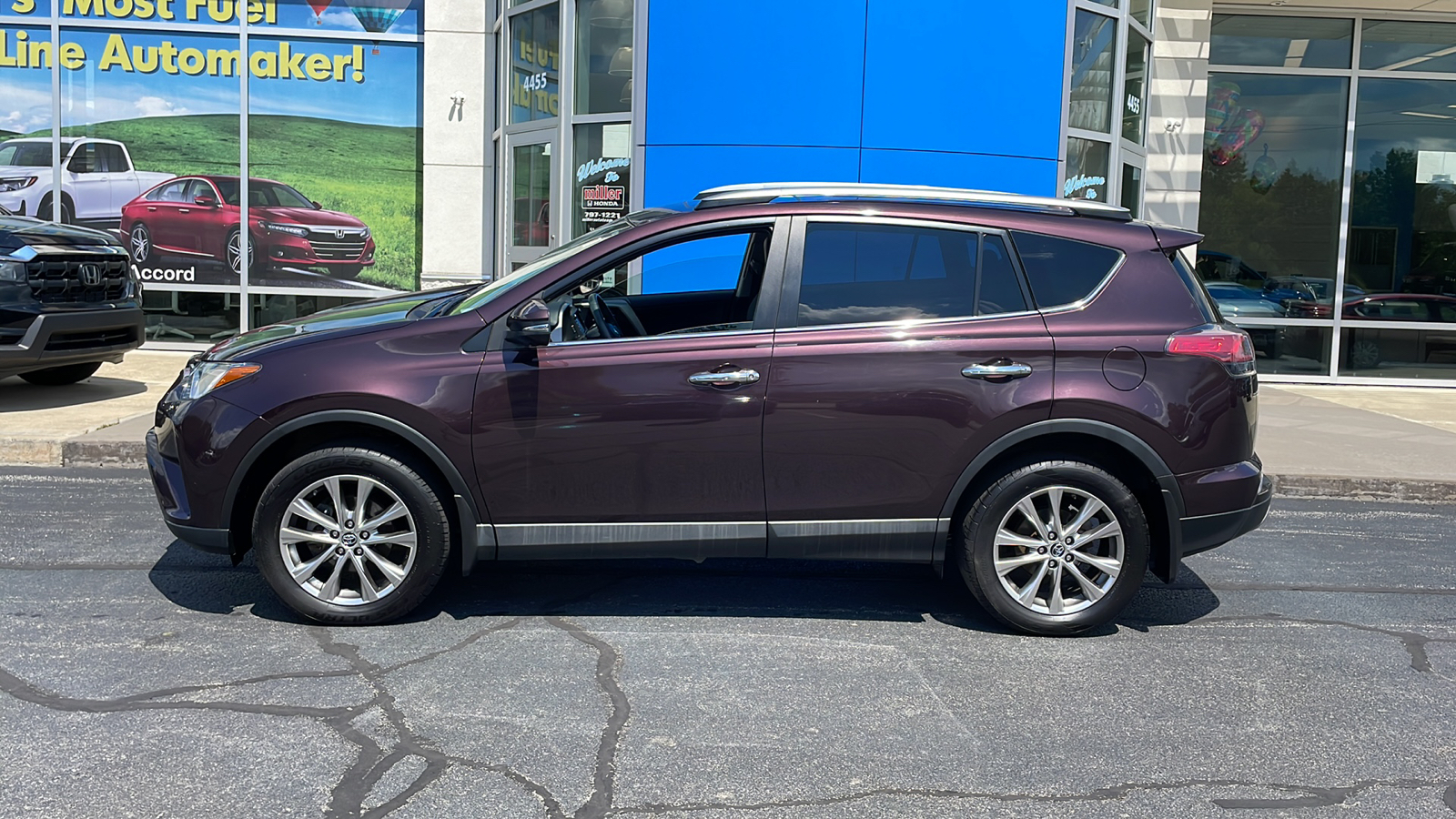 2017 Toyota RAV4 Limited 3