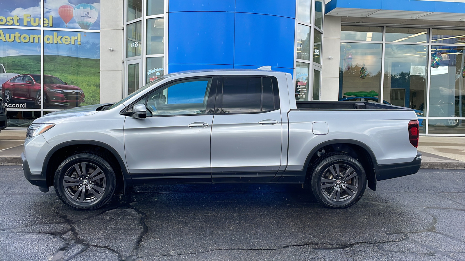 2020 Honda Ridgeline Sport 3