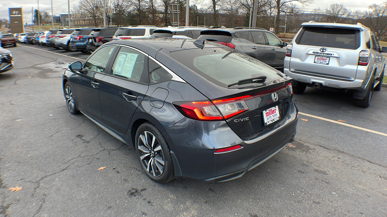 2024 Honda Civic Hatchback EX-L 4