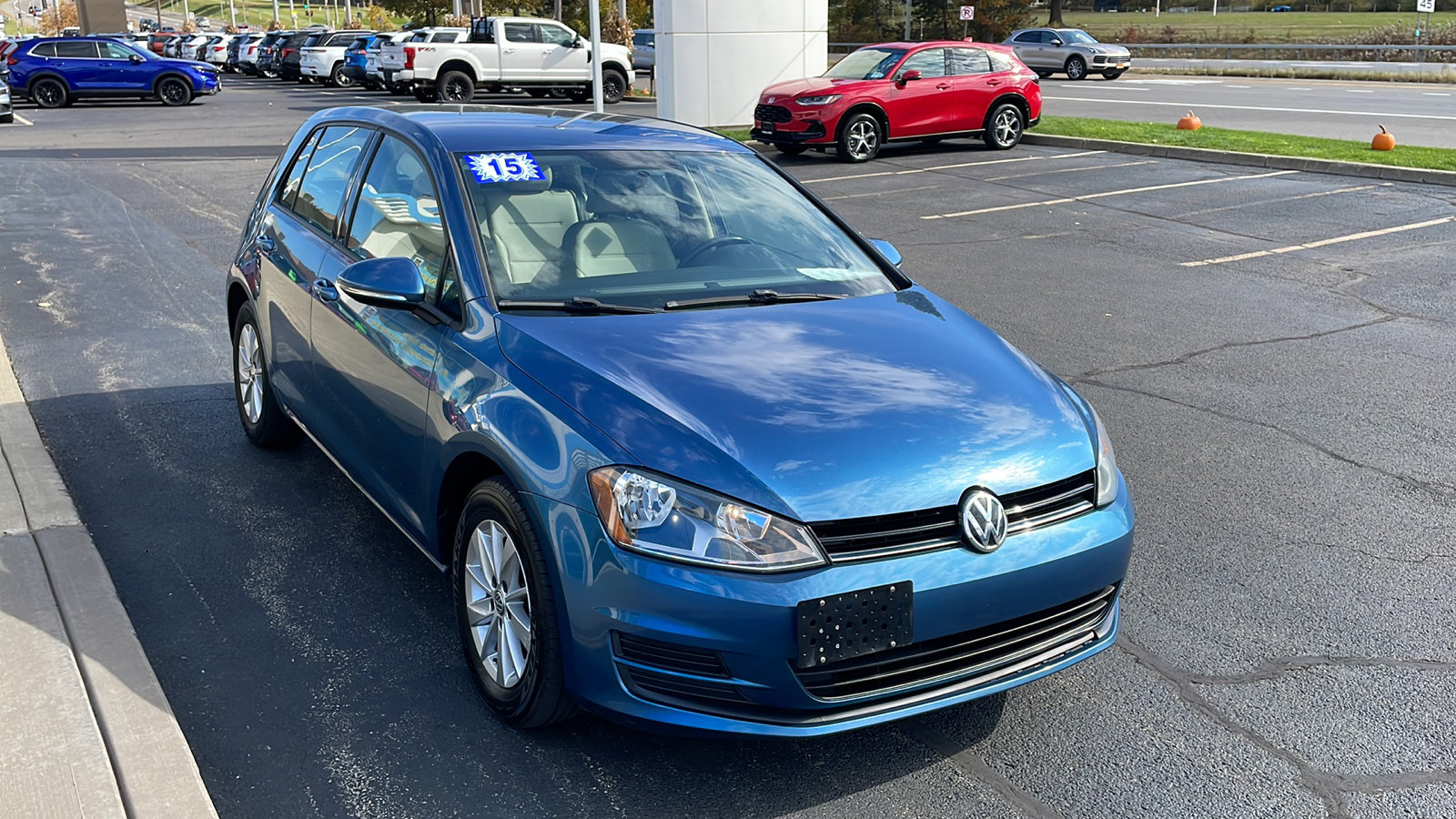 2015 Volkswagen Golf  2