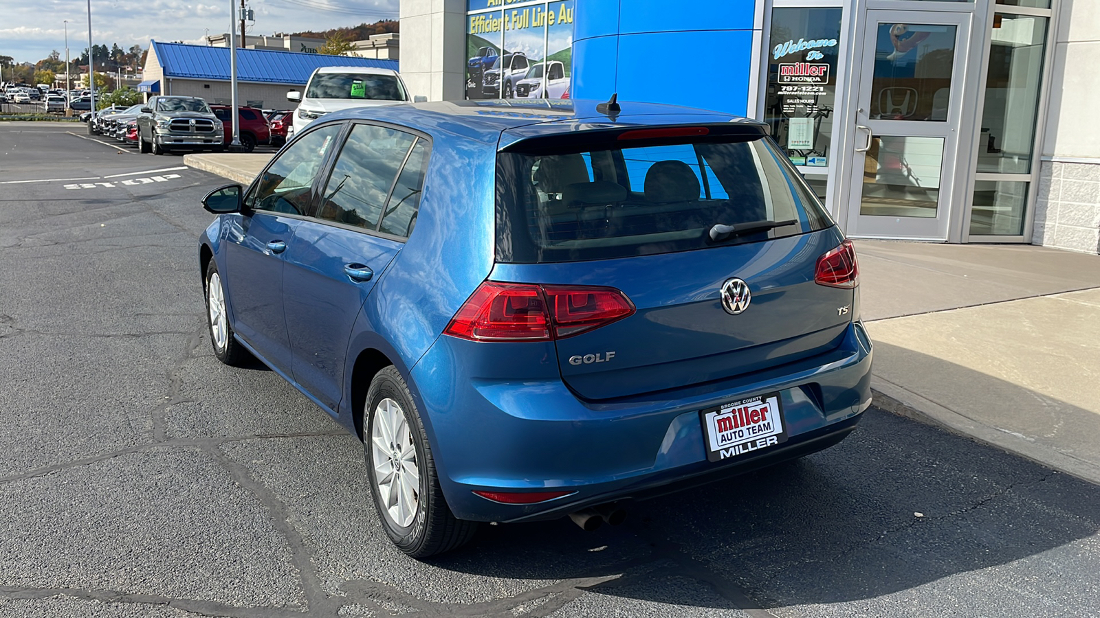 2015 Volkswagen Golf  4