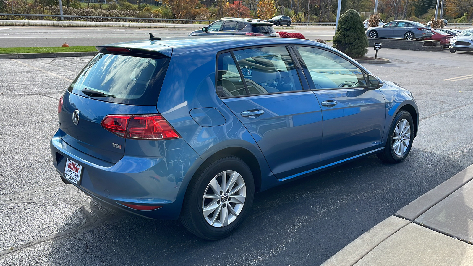 2015 Volkswagen Golf  5