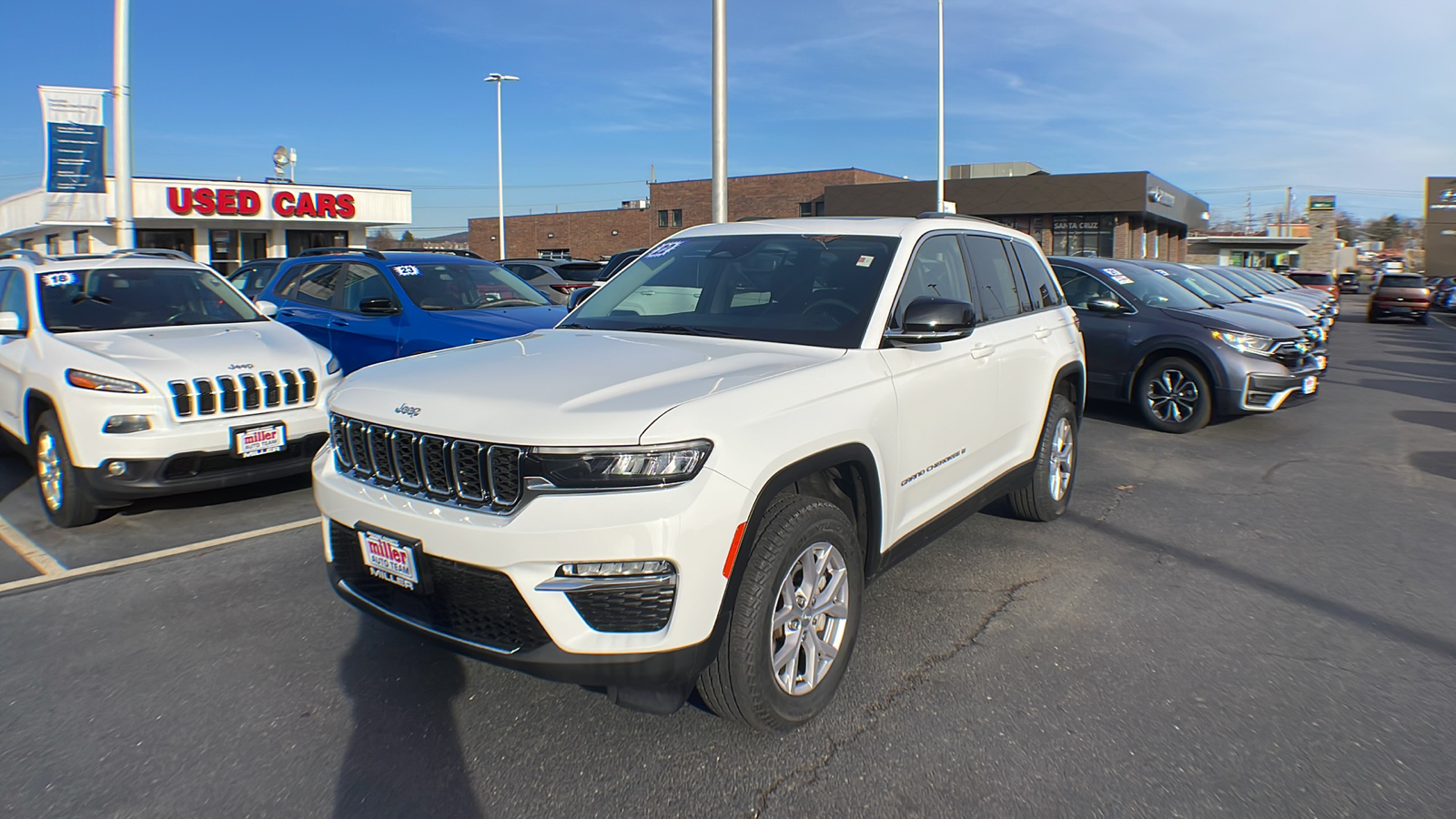 2022 Jeep Grand Cherokee Limited 1