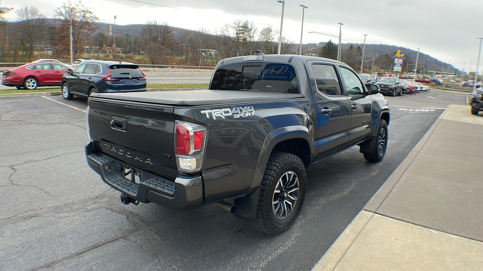 2022 Toyota Tacoma 4WD  5