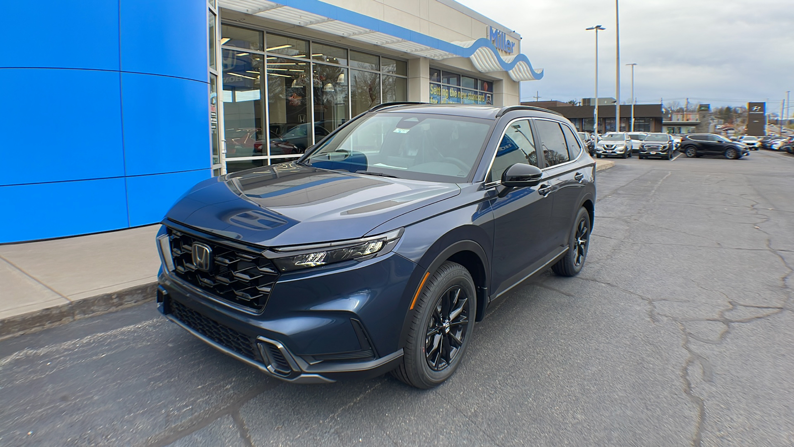 2025 Honda CR-V Hybrid Sport 1