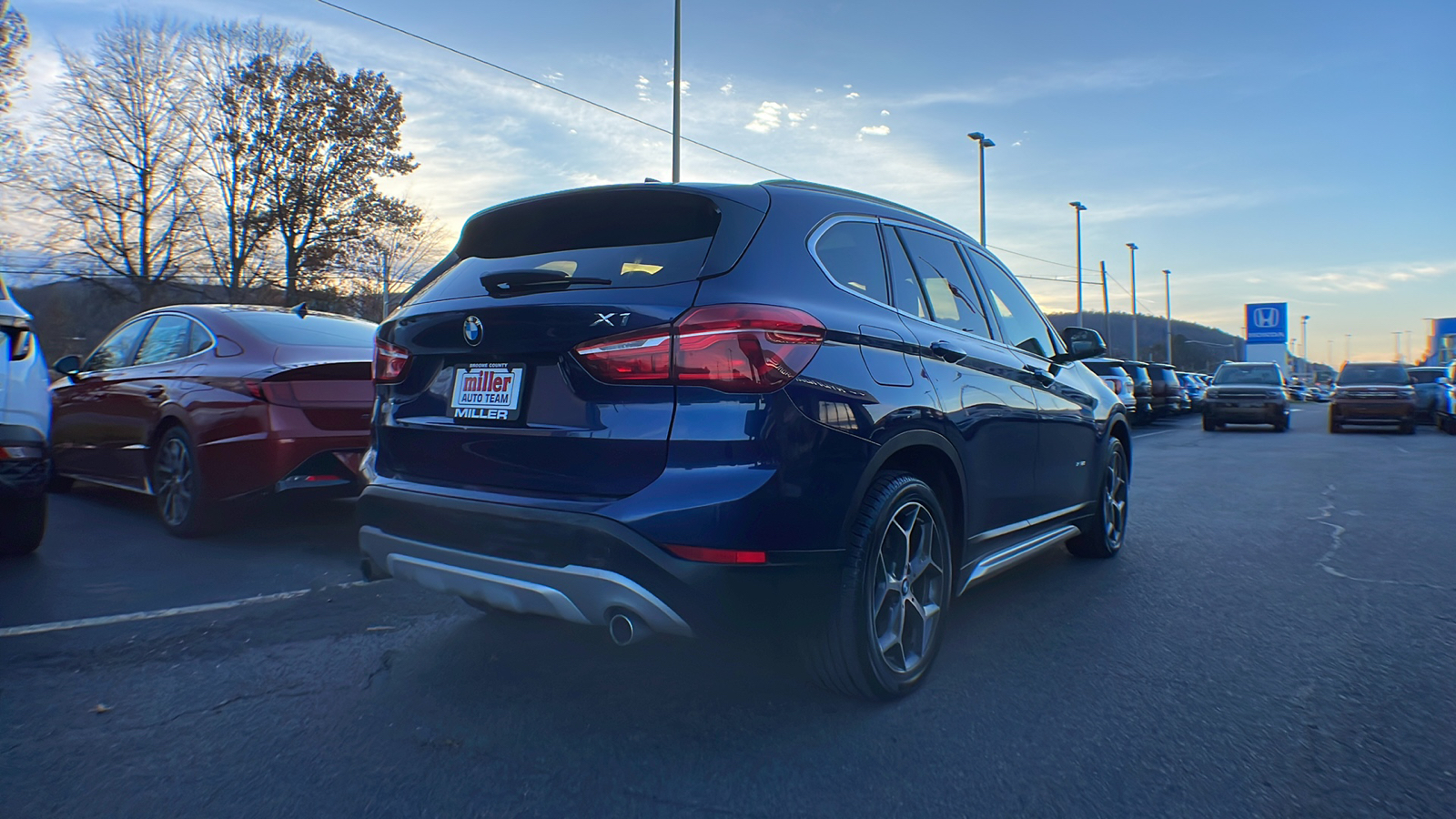 2018 BMW X1 xDrive28i 4