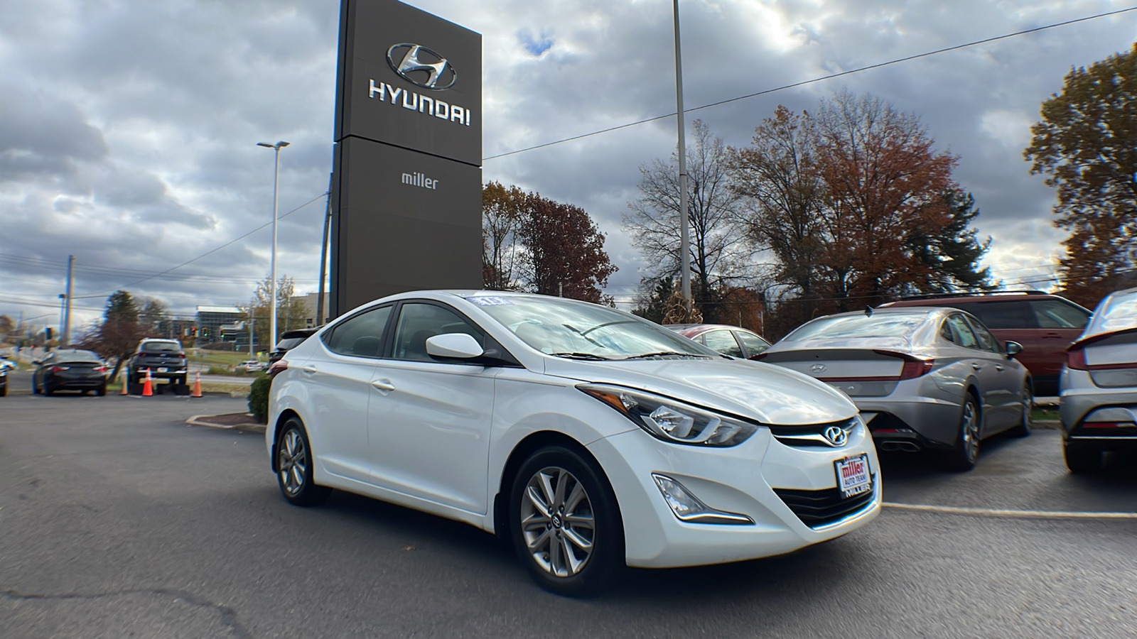 2015 Hyundai Elantra SE 2