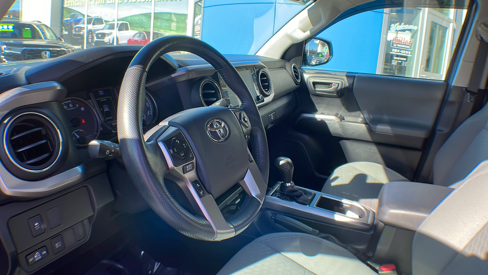 2020 Toyota Tacoma 4WD  6