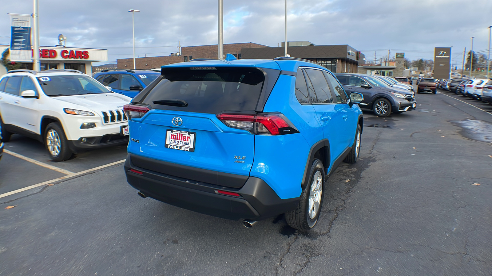 2019 Toyota RAV4 XLE 4