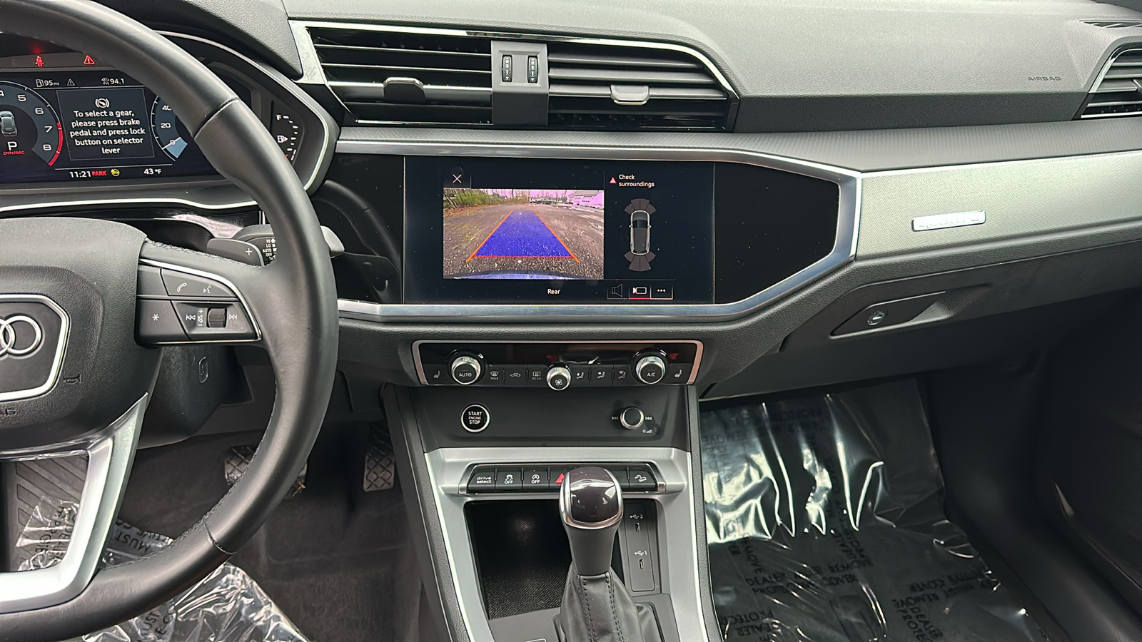 2022 Audi Q3 Premium 21