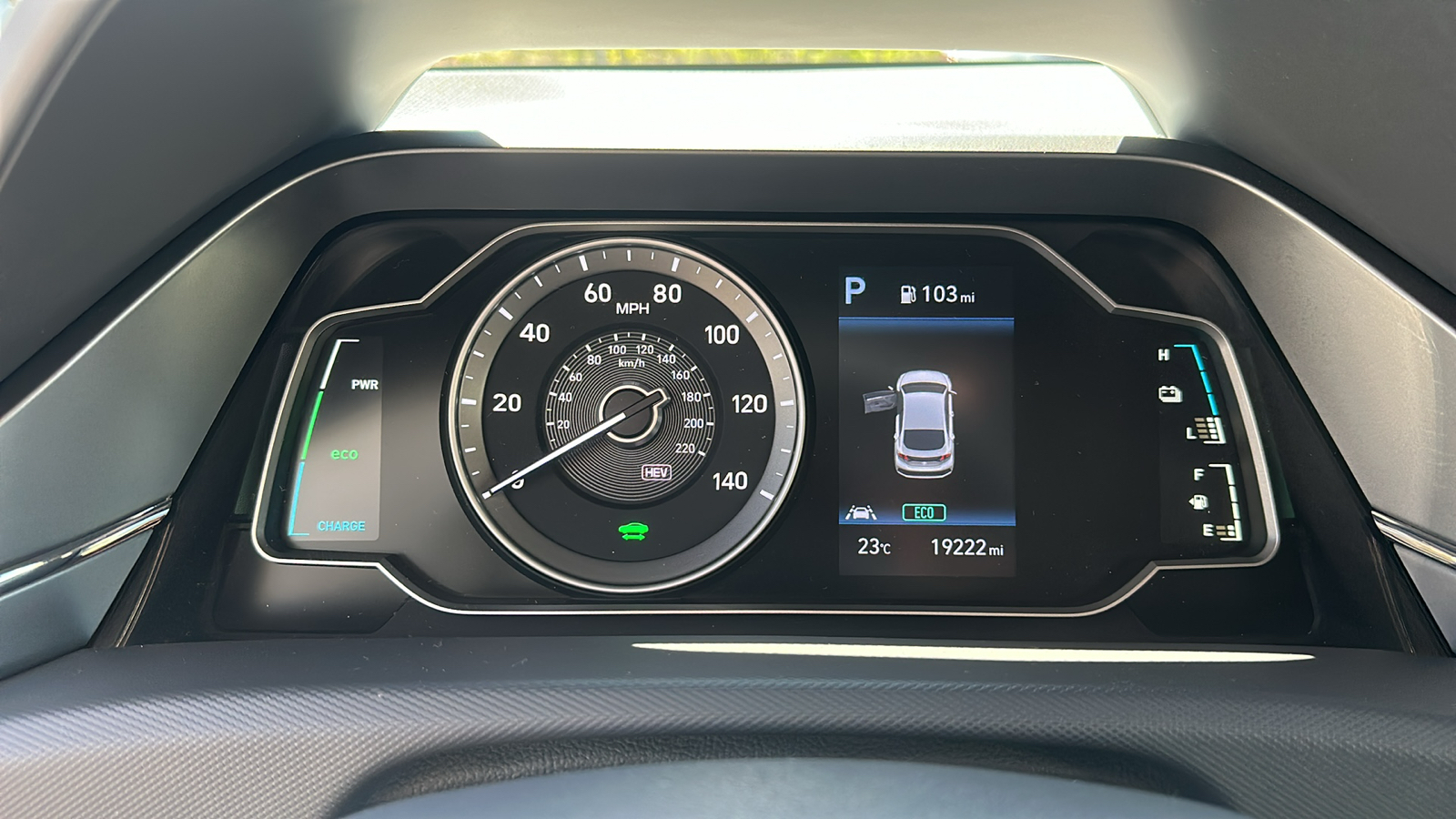 2022 Hyundai Ioniq Plug-In Hybrid SE 16