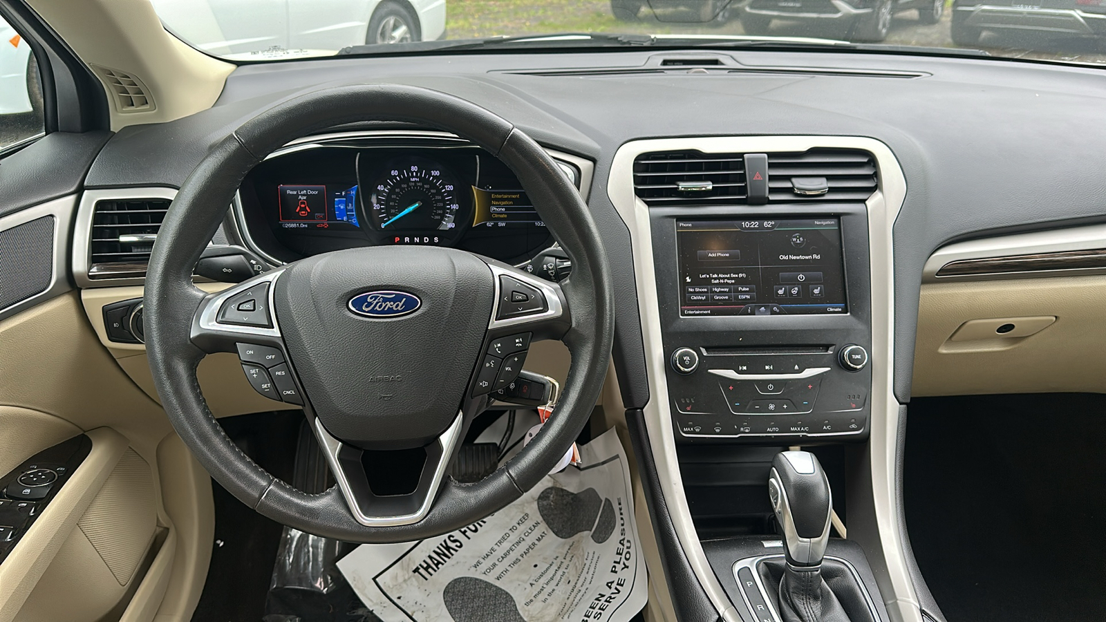 2015 Ford Fusion SE 26