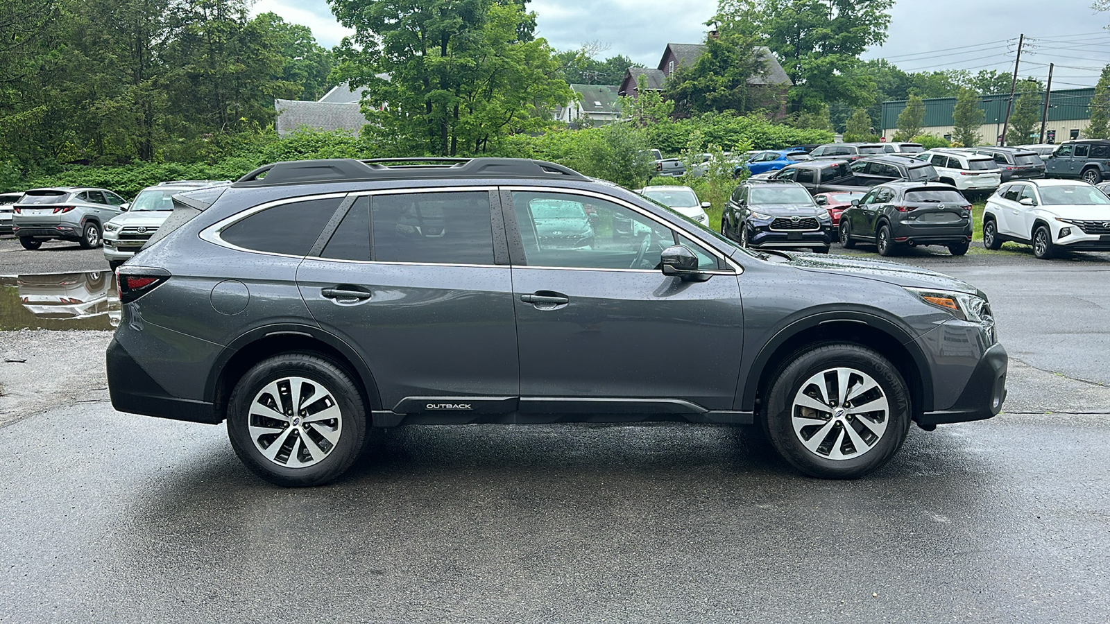 2022 Subaru Outback Premium 2