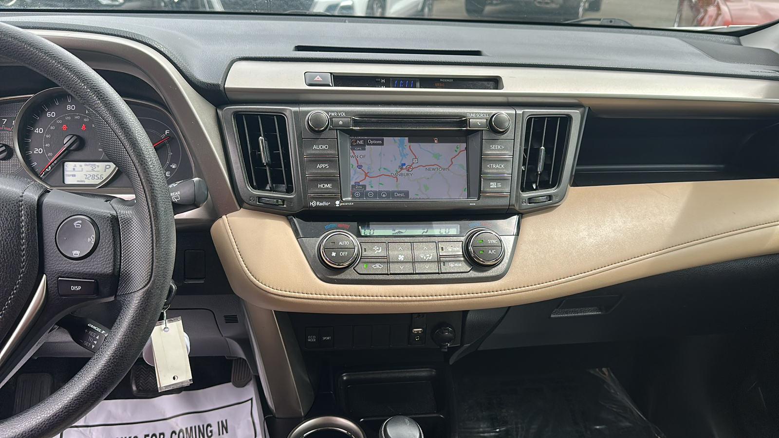 2015 Toyota RAV4 XLE 19
