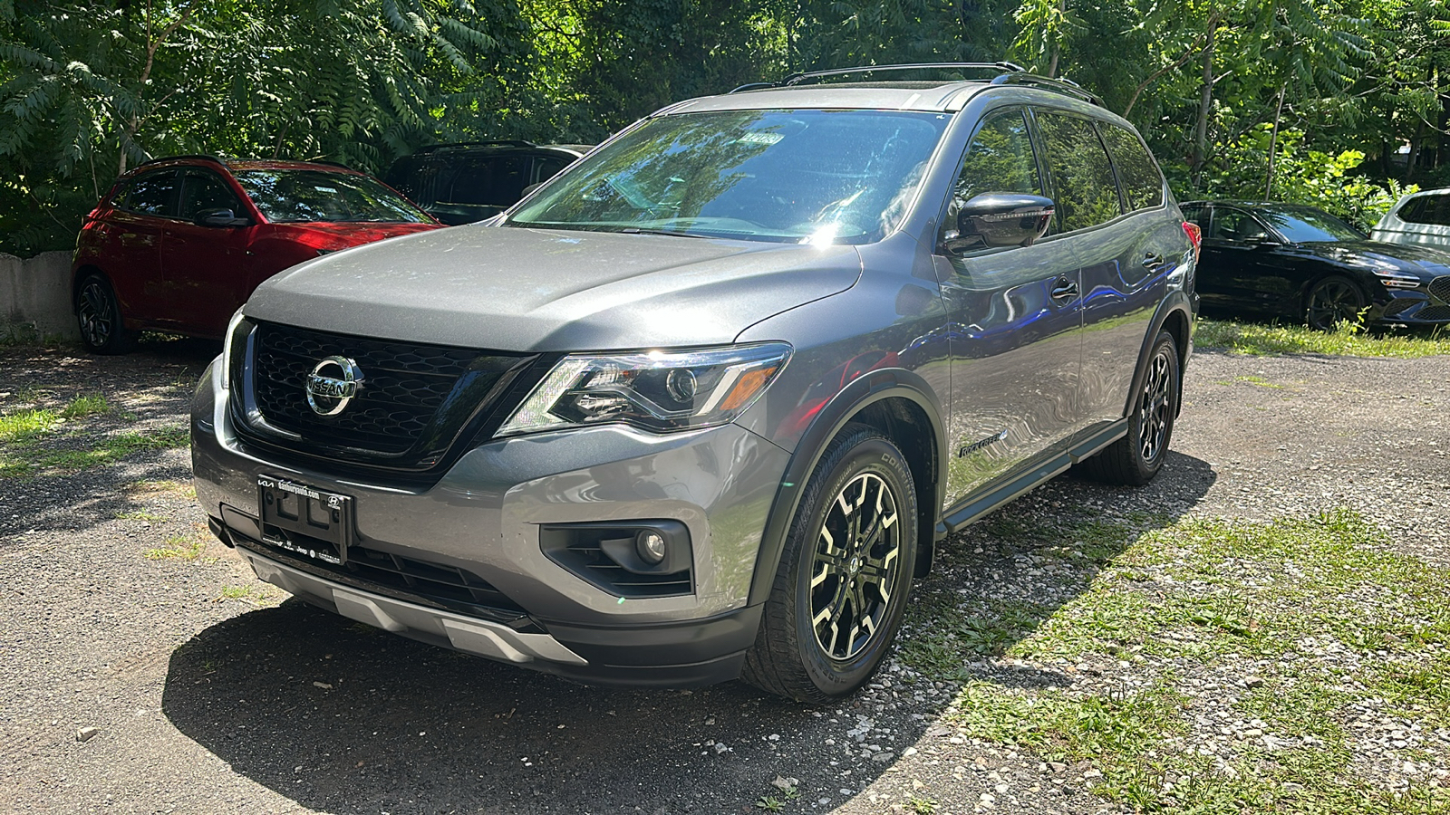 2019 Nissan Pathfinder SL 7