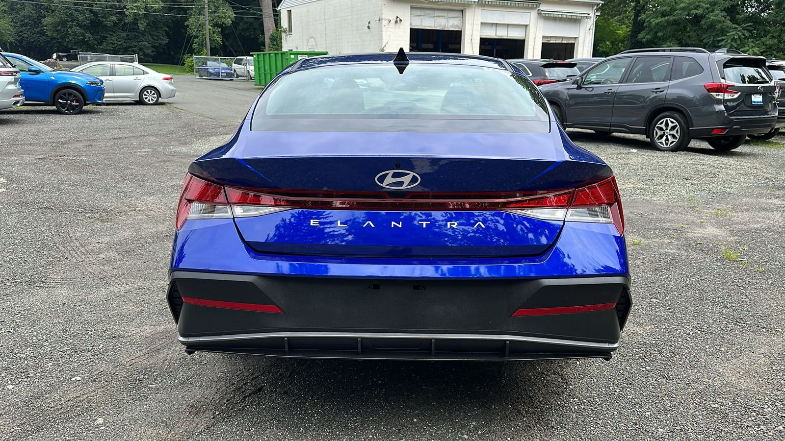 2024 Hyundai Elantra SE 4