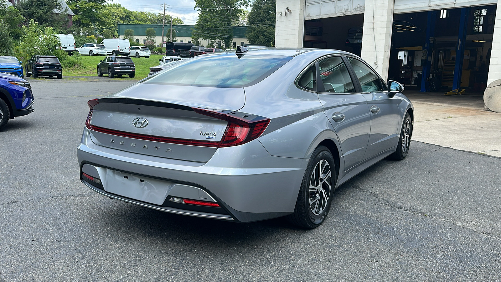 2023 Hyundai Sonata Hybrid Blue 3