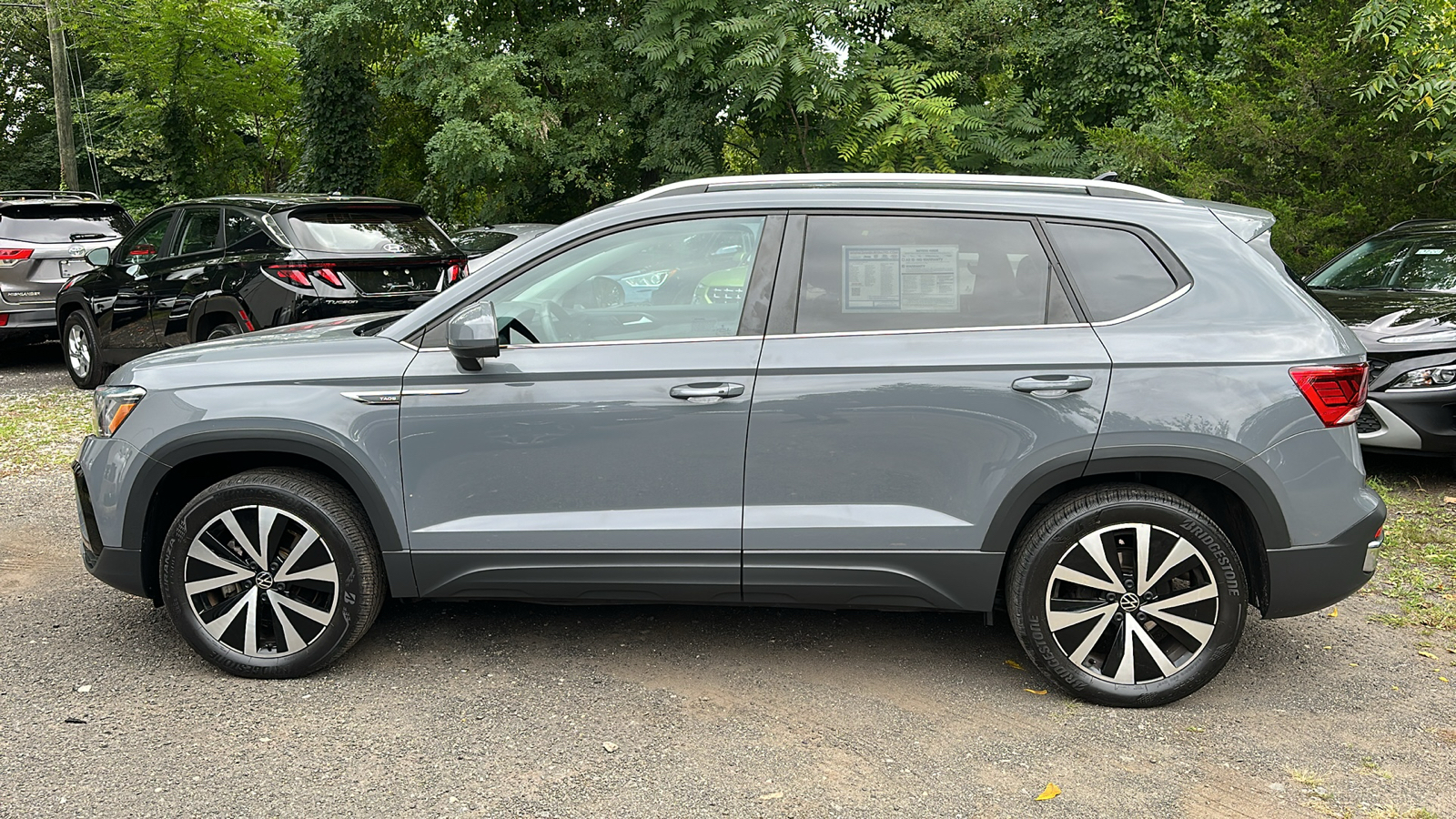 2022 Volkswagen Taos SE 6