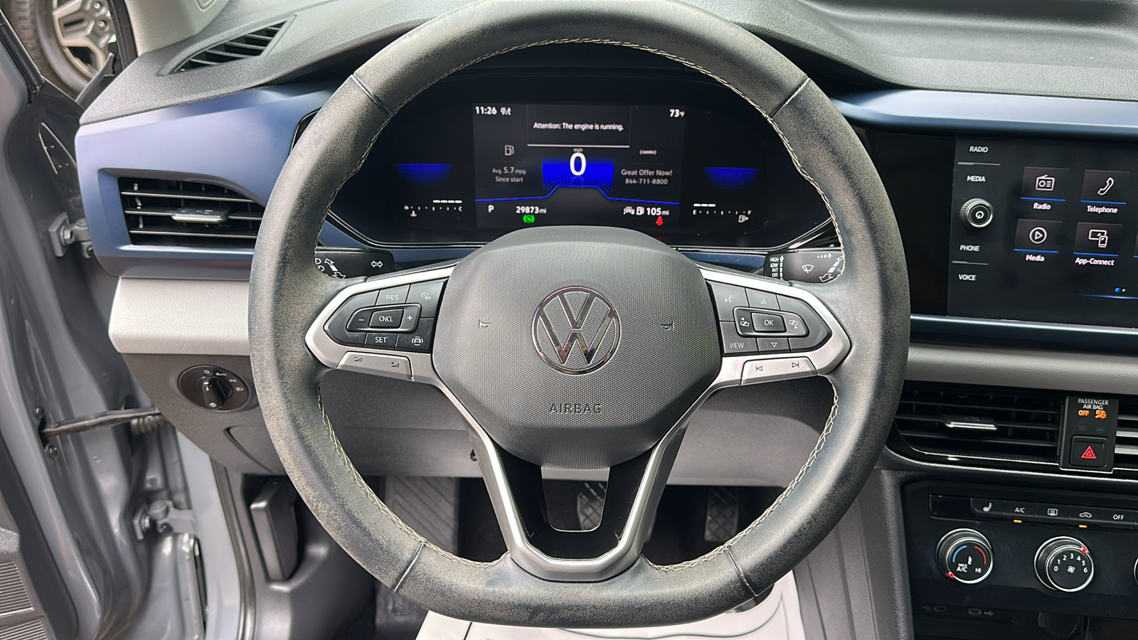 2022 Volkswagen Taos SE 14