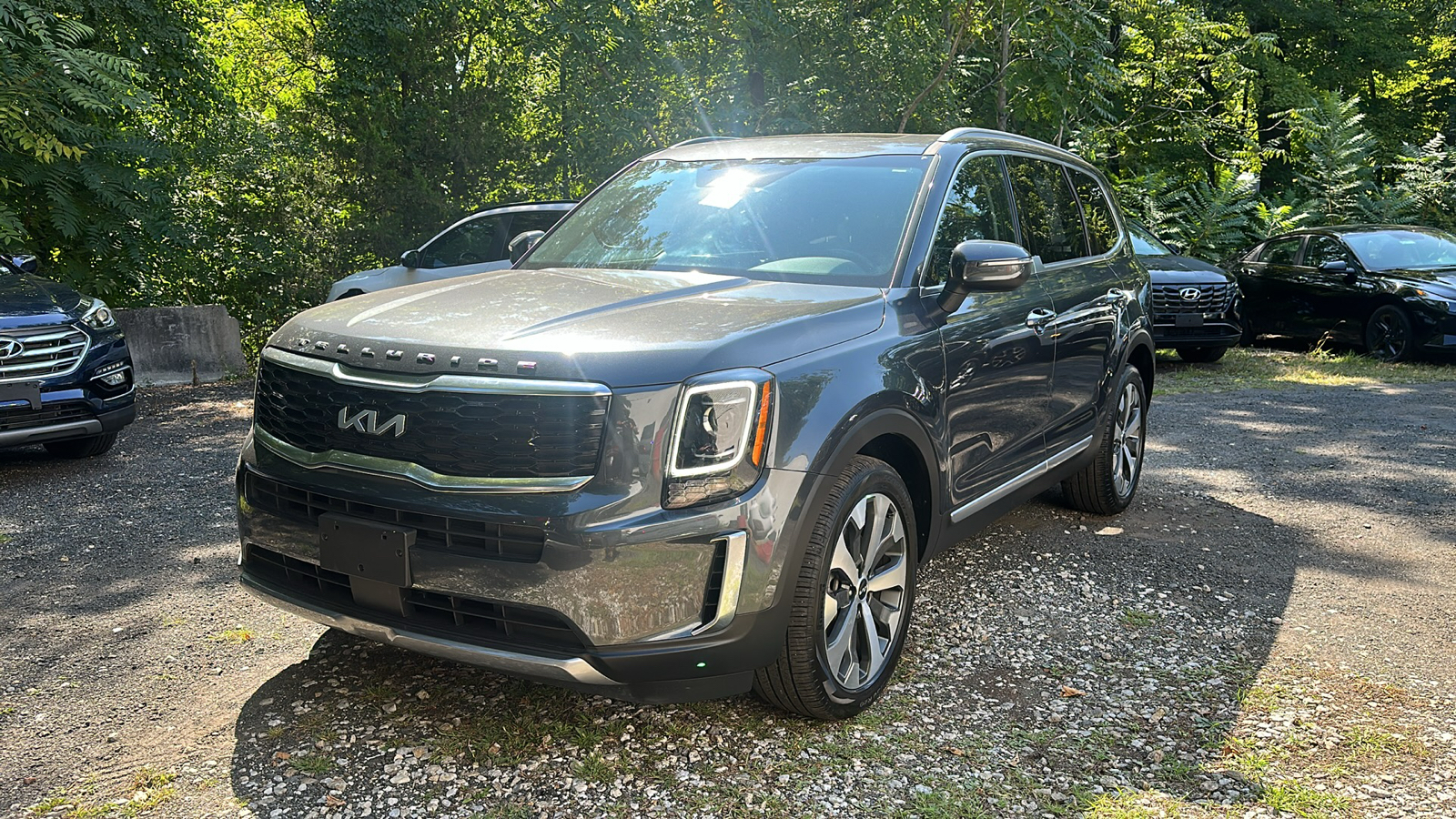 2022 Kia Telluride S 7