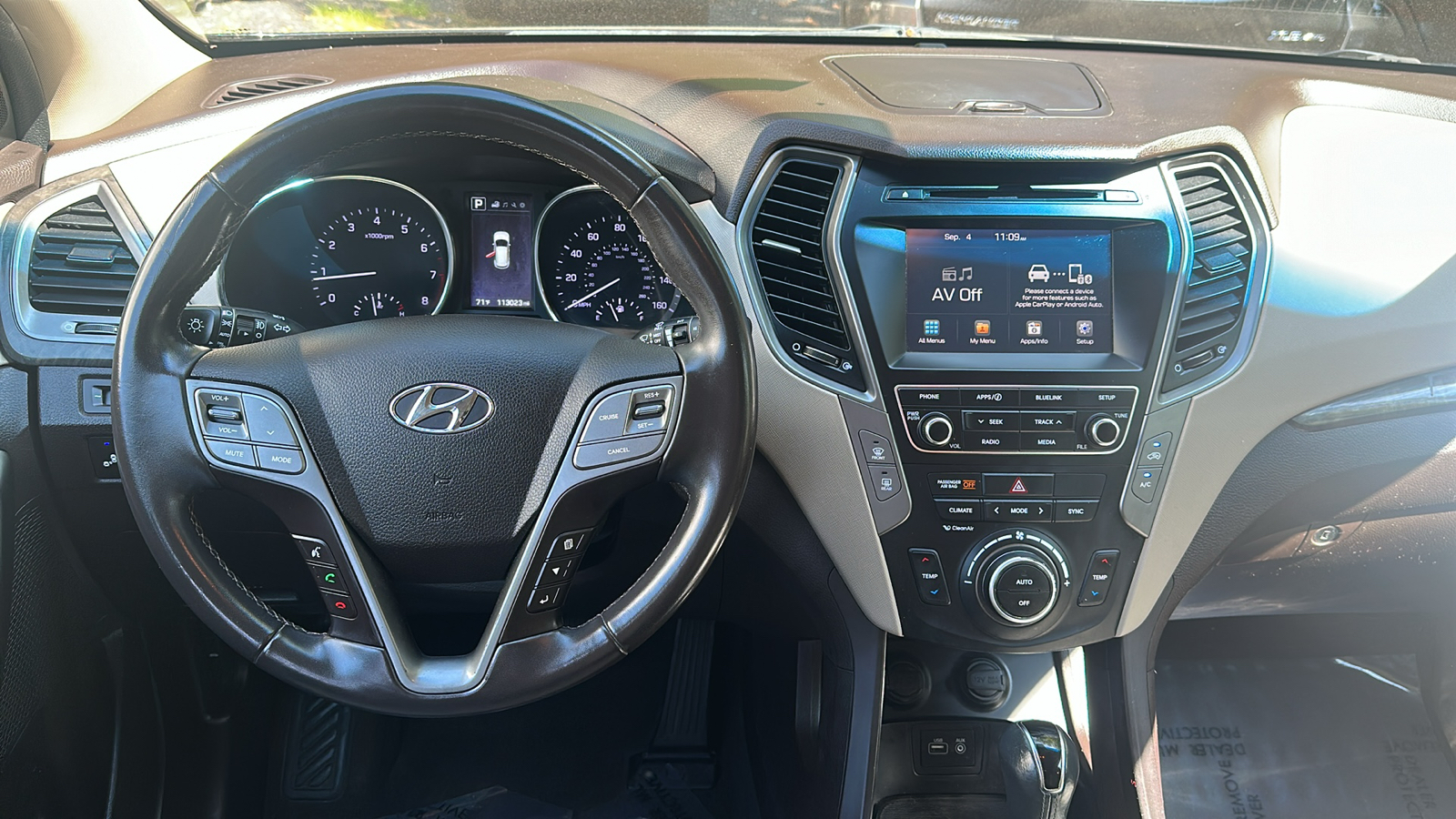 2017 Hyundai SANTA FE Sport 2.4L 24