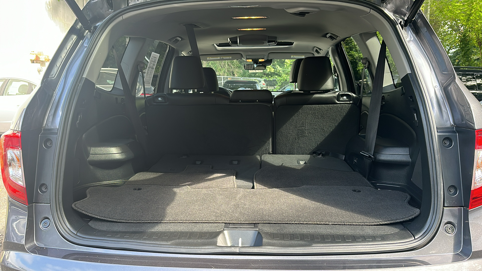 2021 Honda Pilot Touring 8-Passenger 28