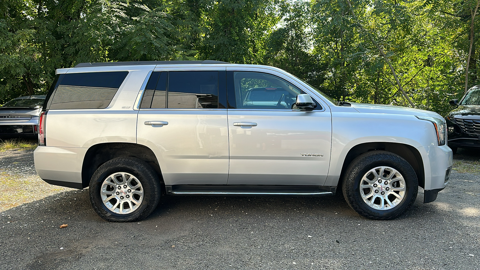 2018 GMC Yukon SLT 2