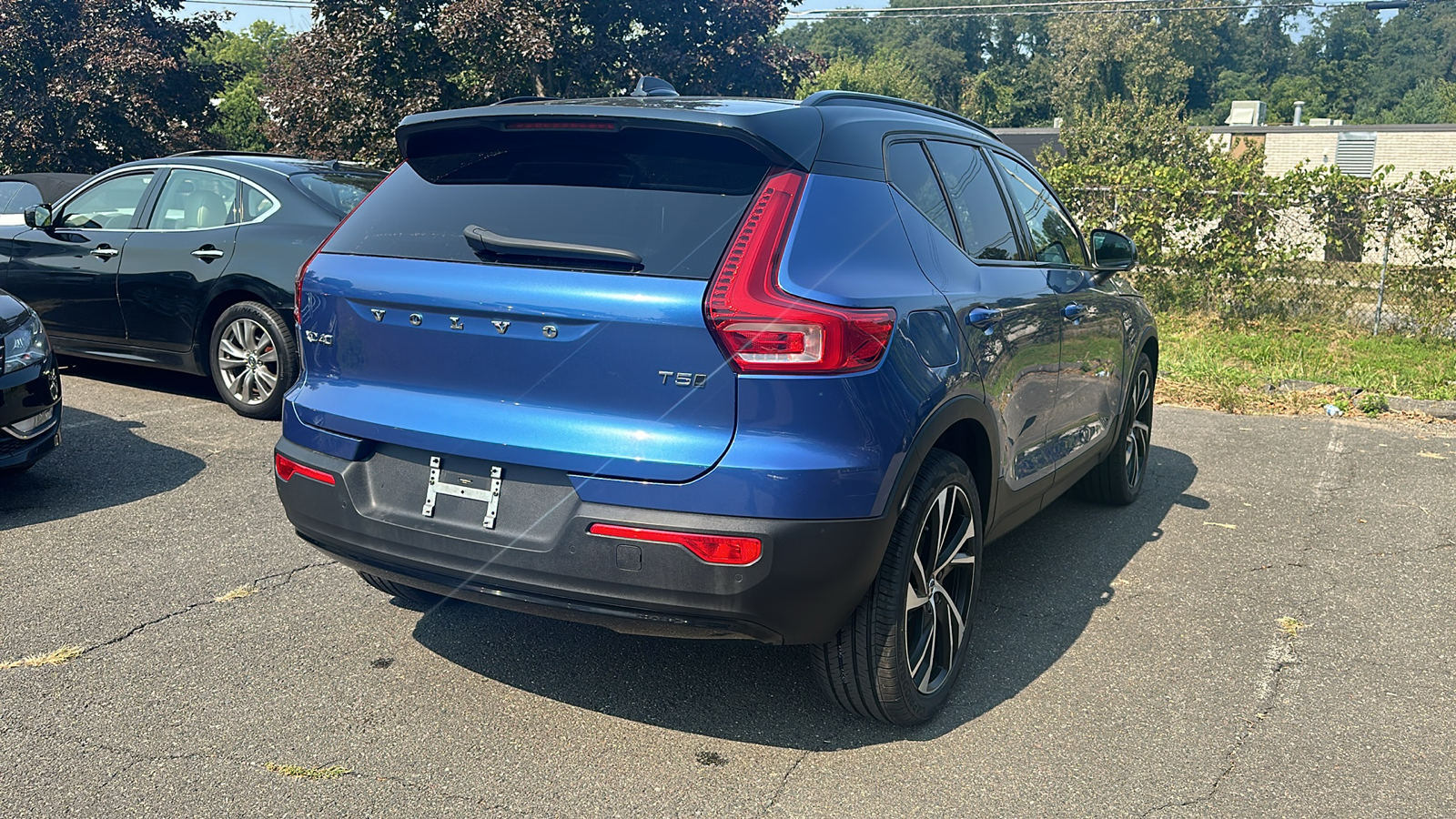 2021 Volvo XC40 R-Design 3