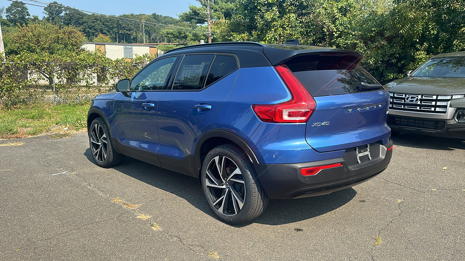 2021 Volvo XC40 R-Design 5