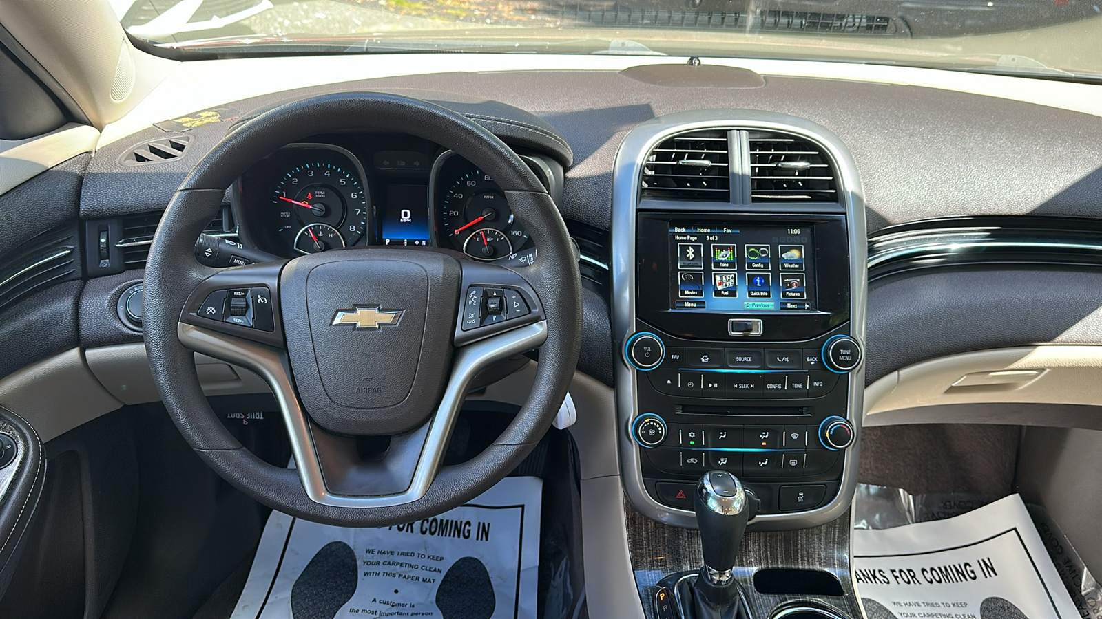 2015 Chevrolet Malibu LT 25