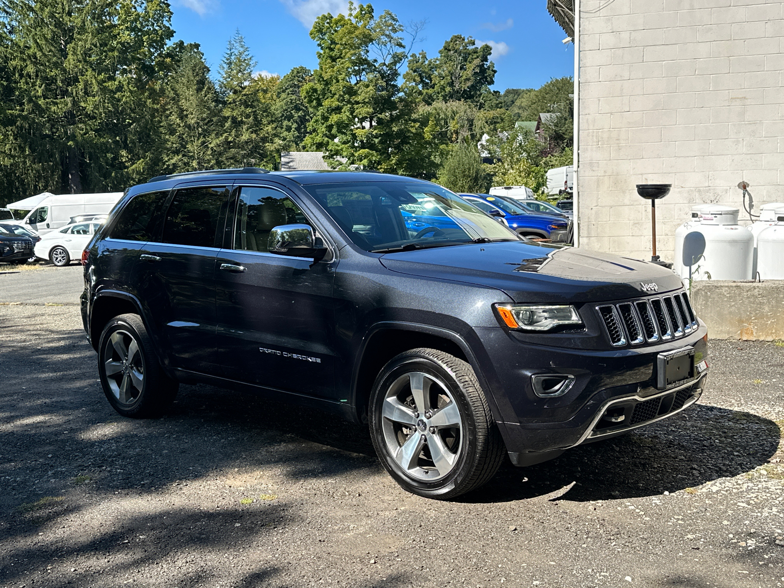 2016 Jeep Grand Cherokee Overland 1