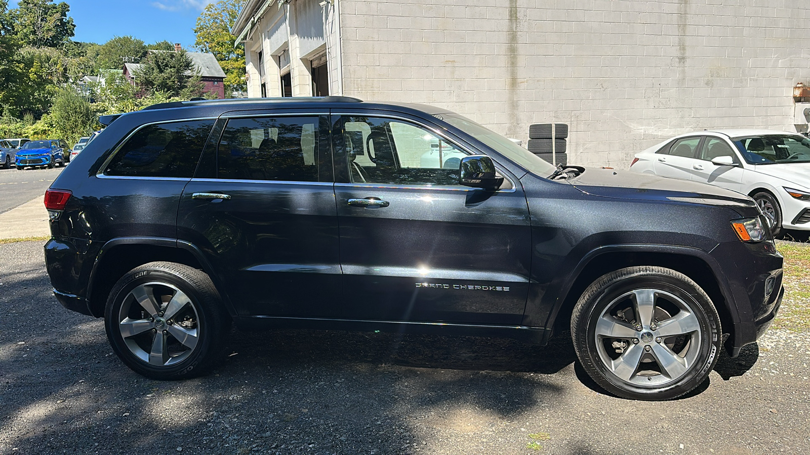 2016 Jeep Grand Cherokee Overland 2