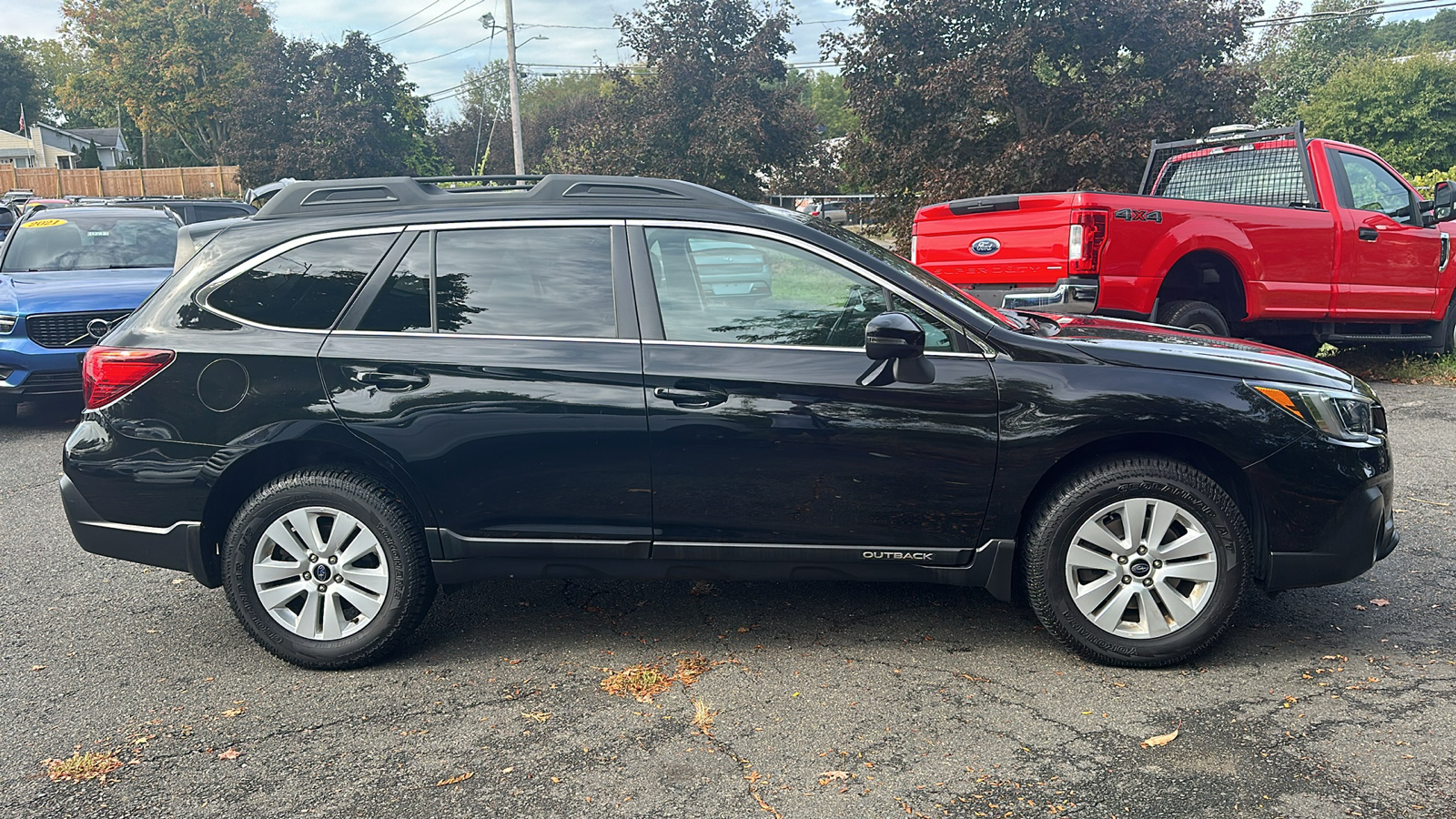 2018 Subaru Outback Premium 2