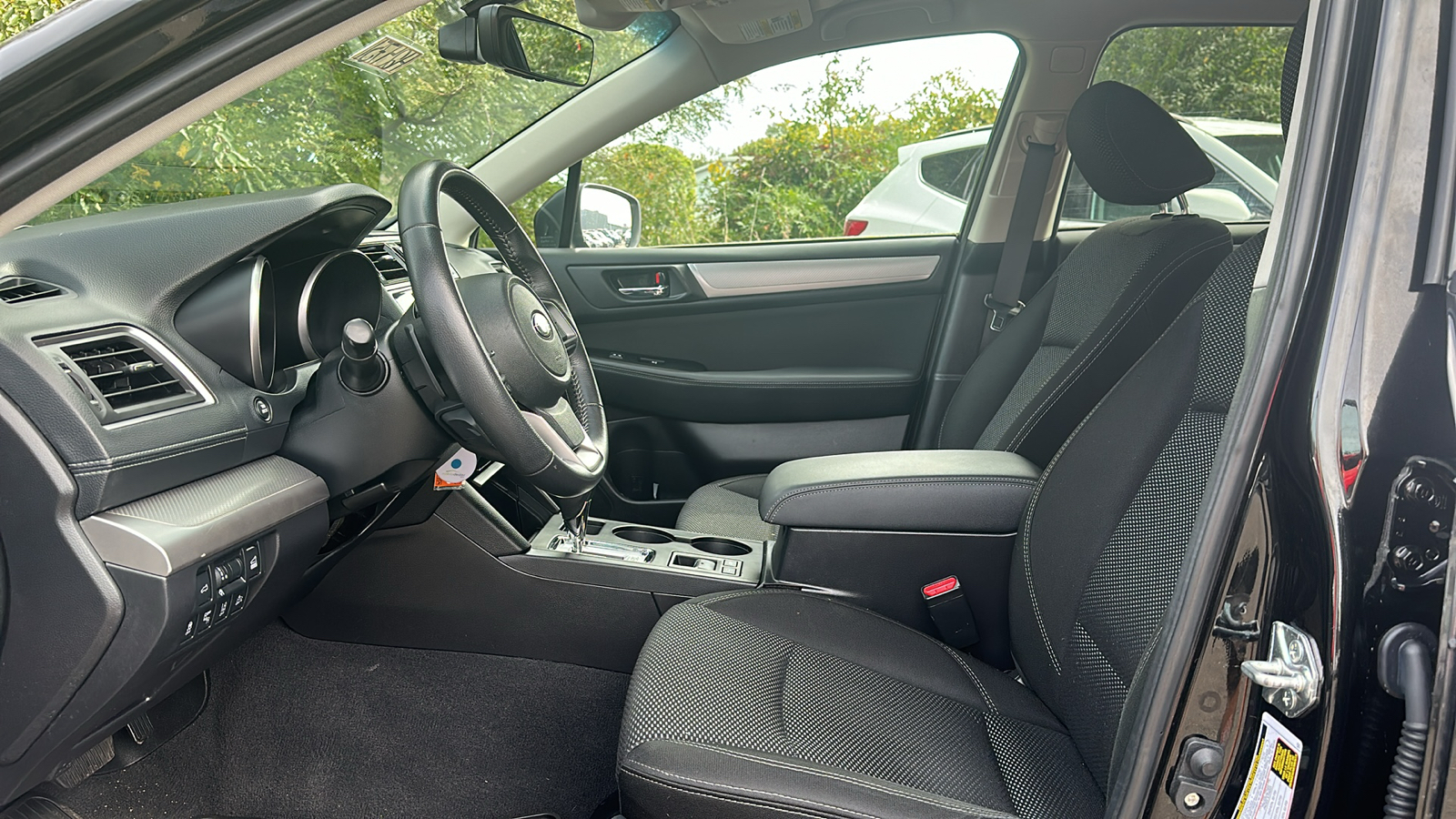 2018 Subaru Outback Premium 12