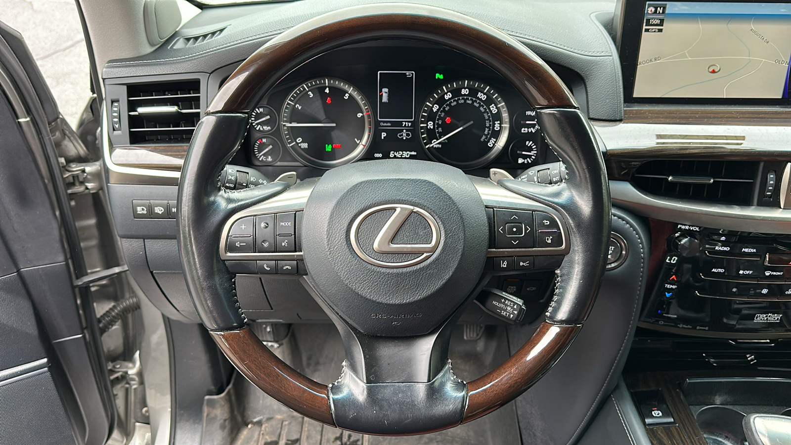 2019 Lexus LX LX 570 14