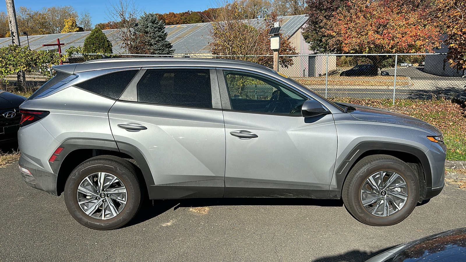 2024 Hyundai Tucson Hybrid Blue 2