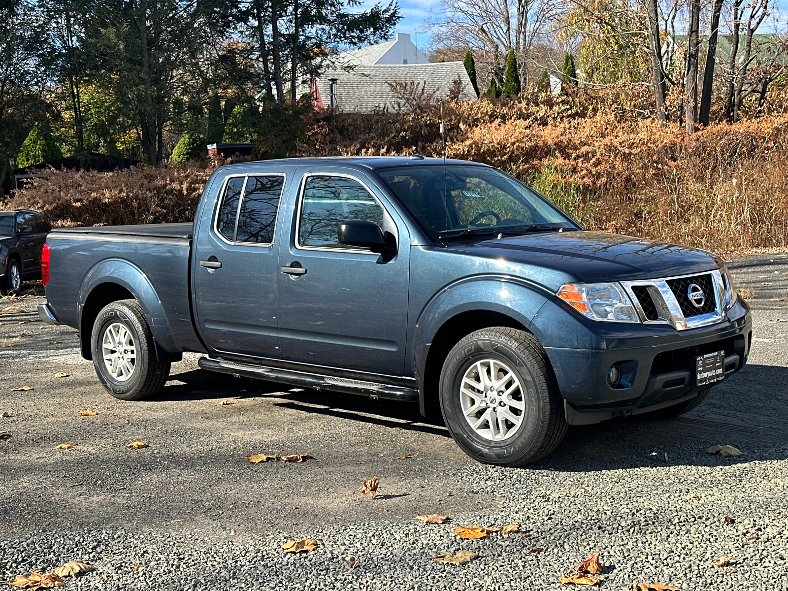 2018 Nissan Frontier SV V6 Crew Cab 4x4 Auto Long Bed 1