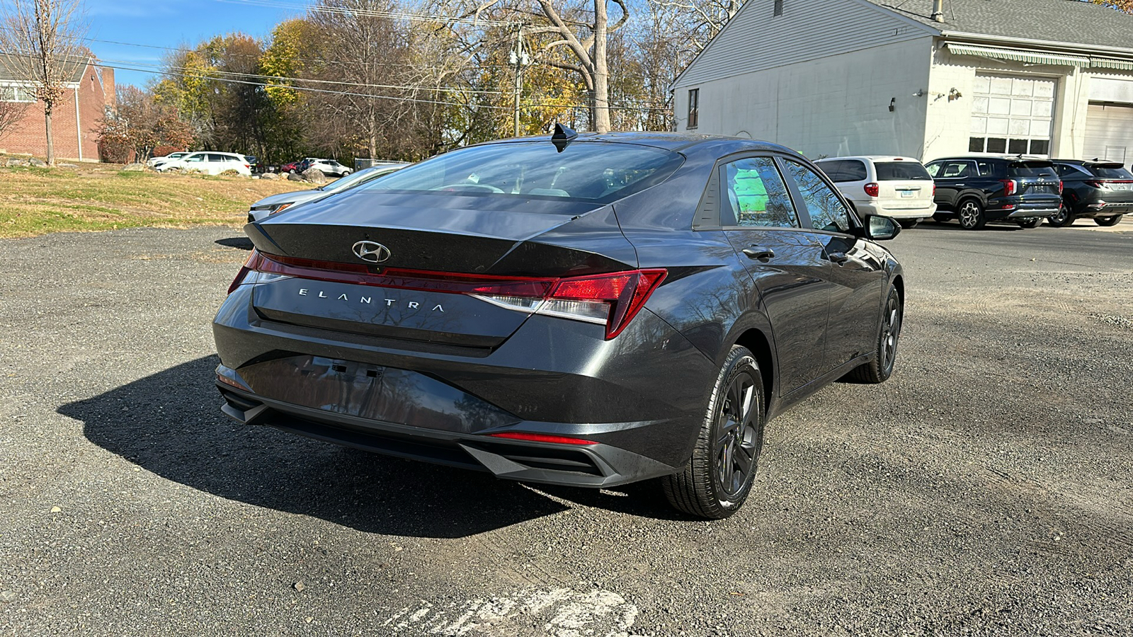 2022 Hyundai Elantra SEL 3