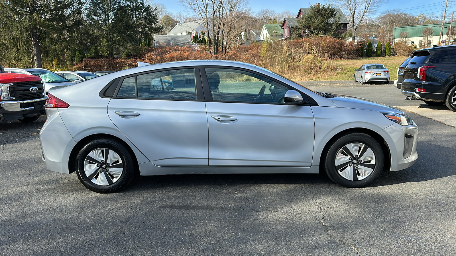 2022 Hyundai IONIQ Hybrid Blue 2