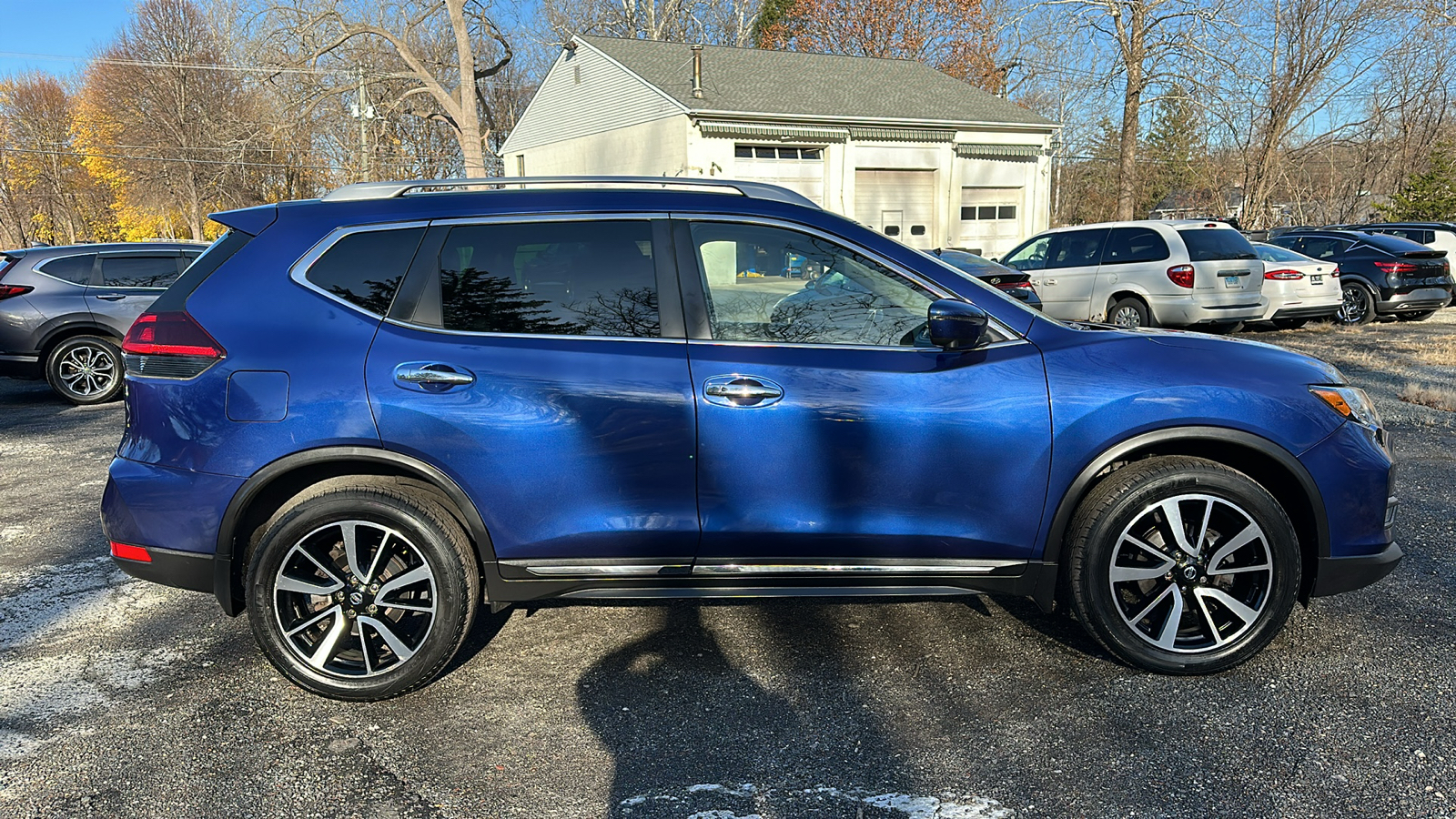 2019 Nissan Rogue S 2