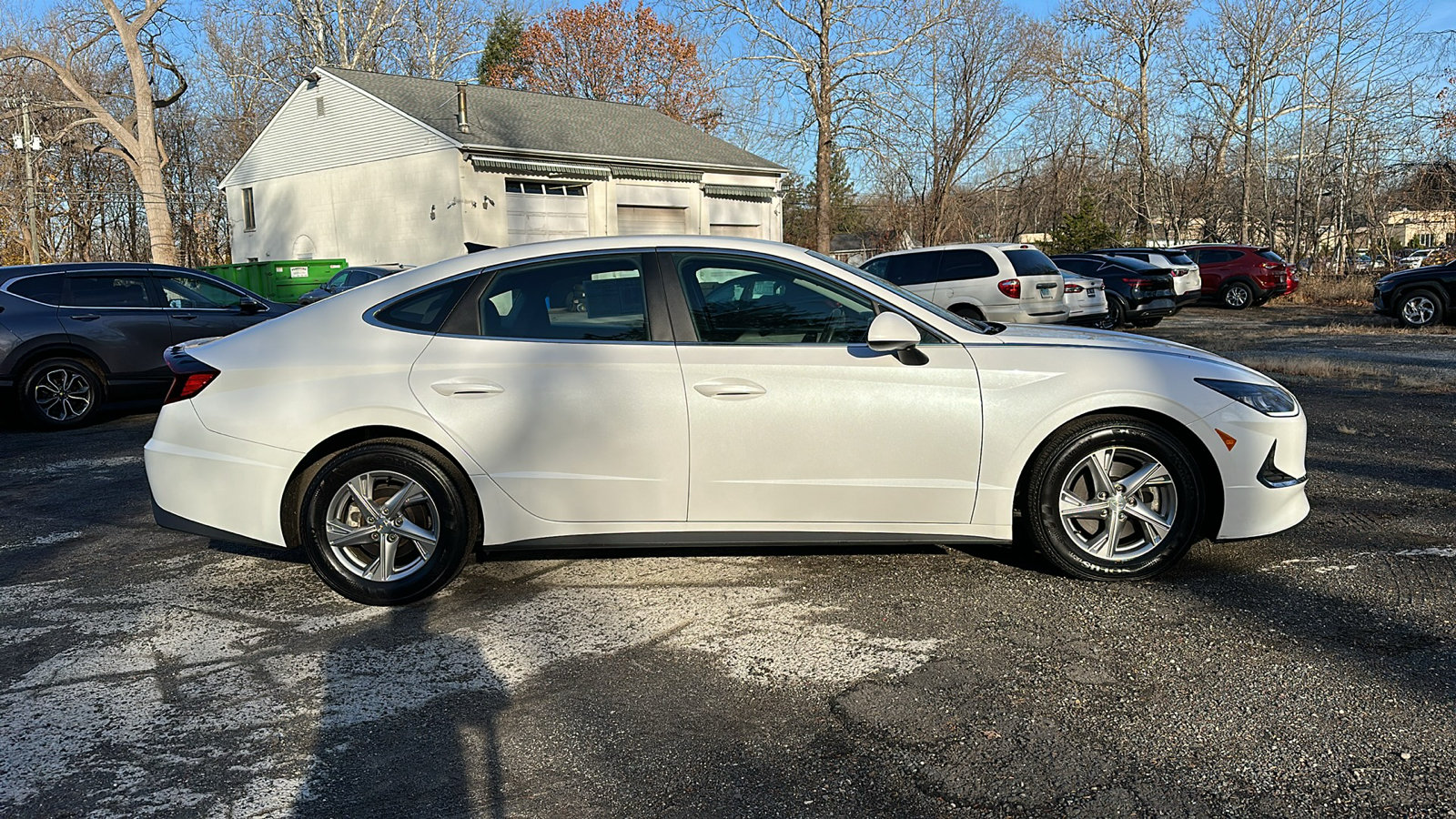 2022 Hyundai Sonata SE 2