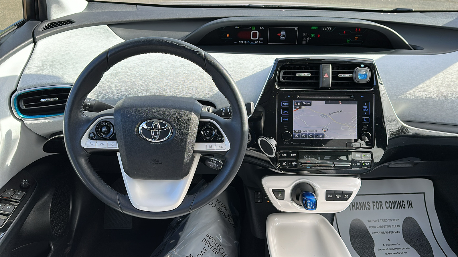 2017 Toyota Prius Prime Plus 24