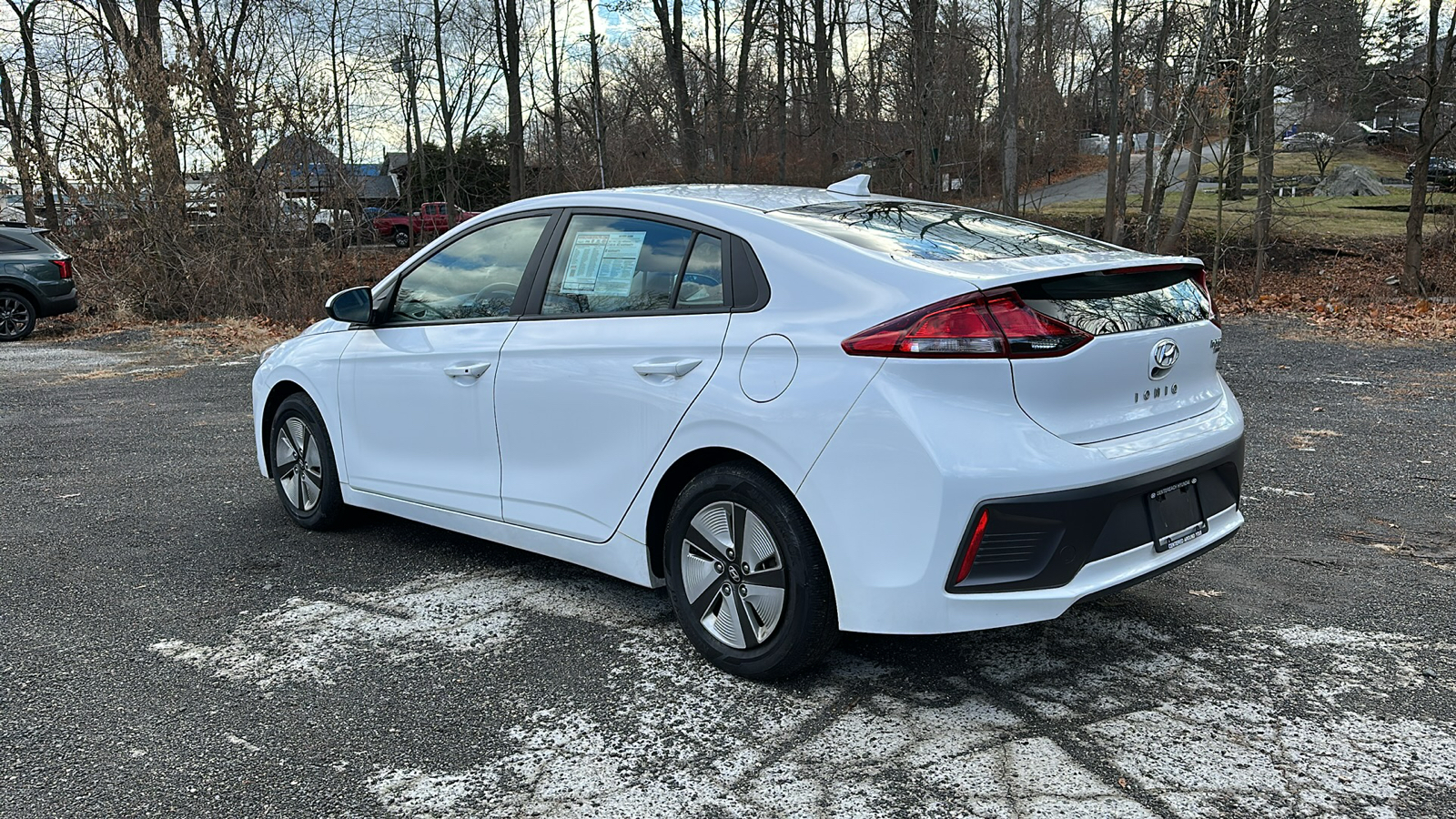 2022 Hyundai IONIQ Hybrid Blue 5