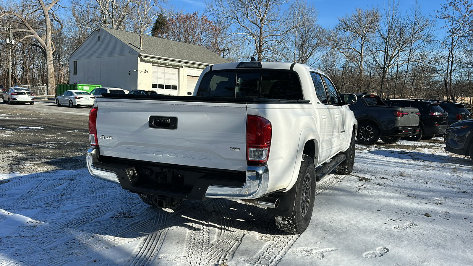 2017 Toyota Tacoma SR5 Double Cab 5 Bed V6 4x4 AT 3