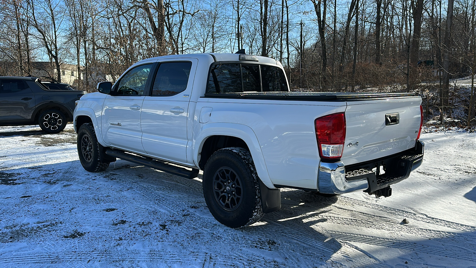 2017 Toyota Tacoma SR5 Double Cab 5 Bed V6 4x4 AT 5