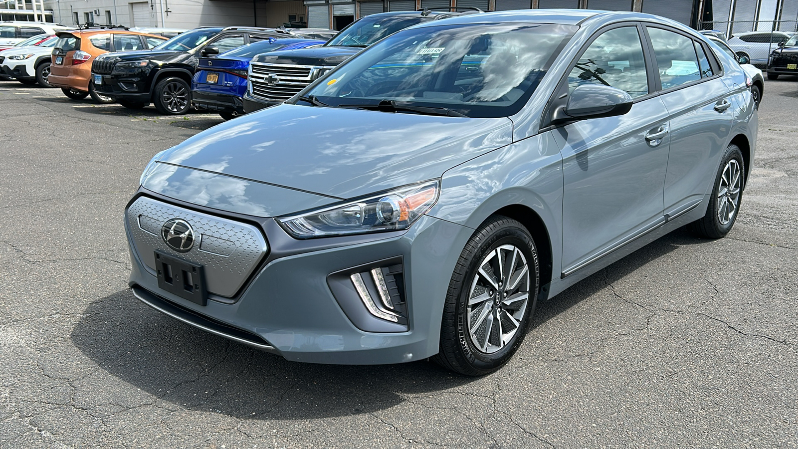 2021 Hyundai IONIQ Electric SE 3