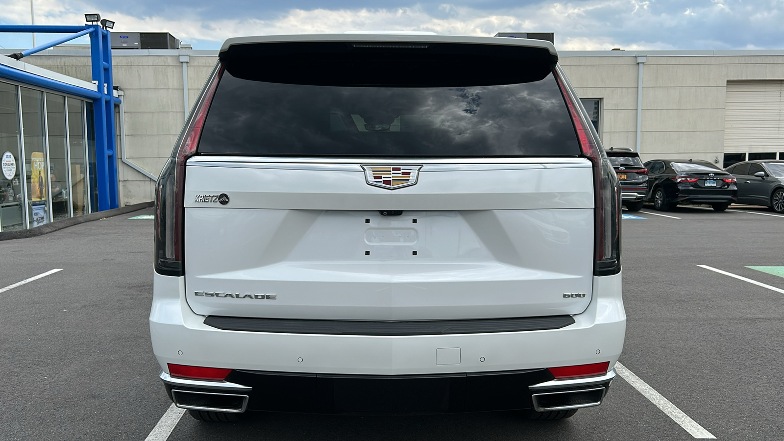 2022 Cadillac Escalade Premium Luxury 5