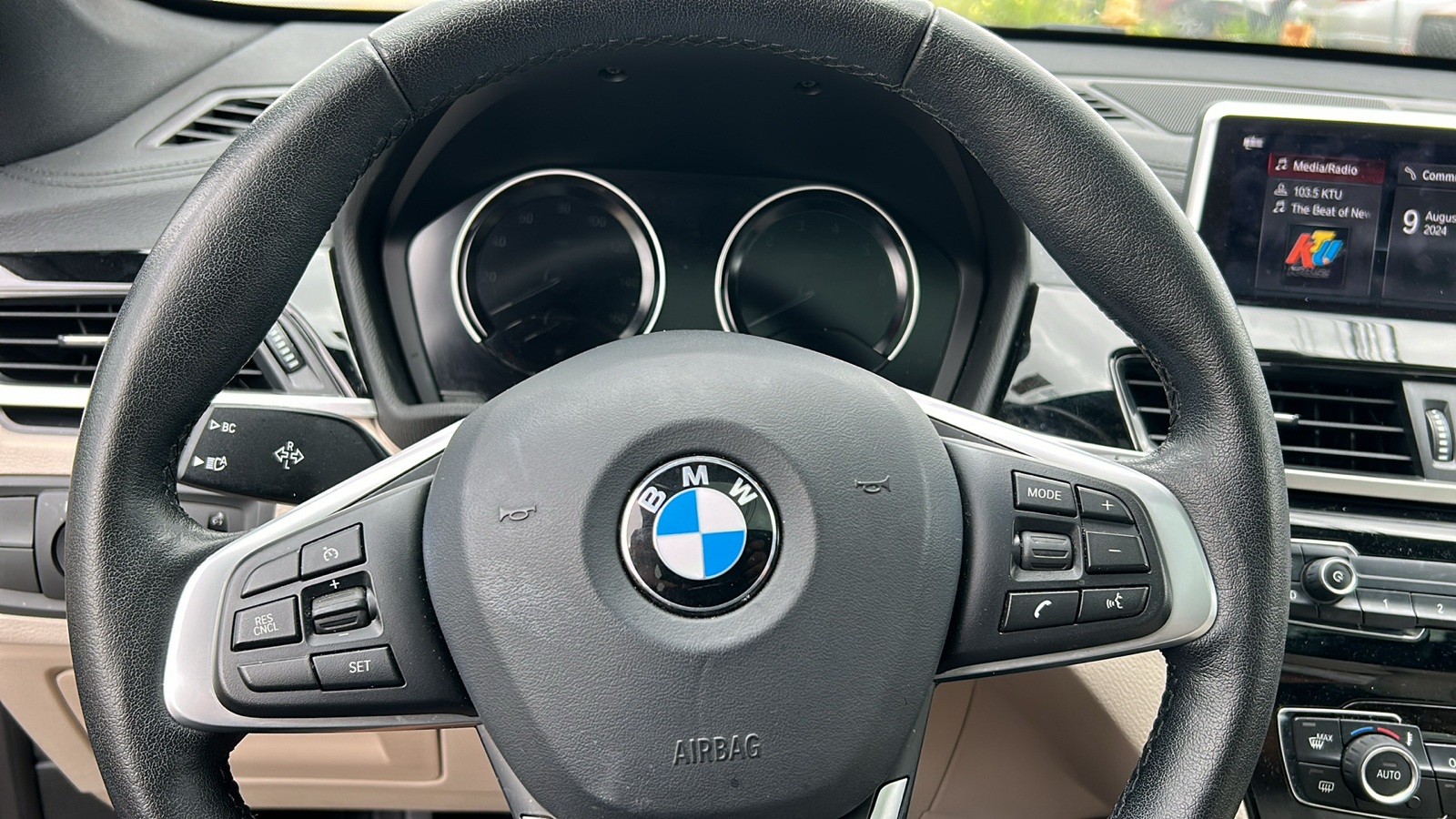 2021 BMW X1 xDrive28i 10